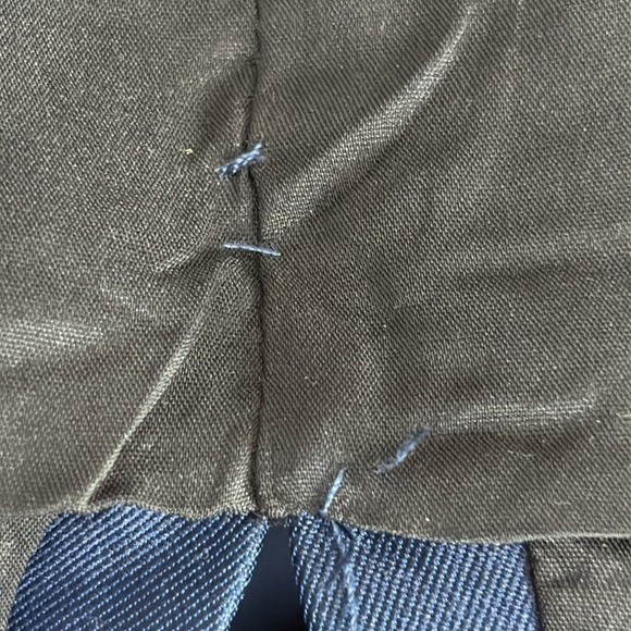 St. John Couture Silk & Satin Pencil Skirt in Marine - Size 6 - Picture 5 of 6